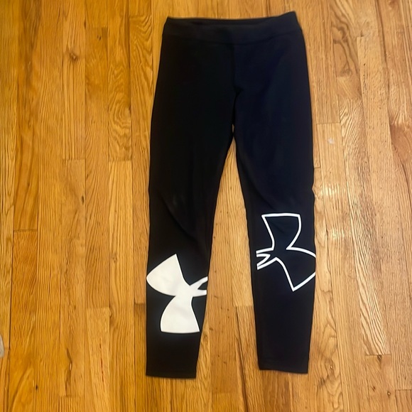 Under armour leggings size small. Black - Picture 1 of 4
